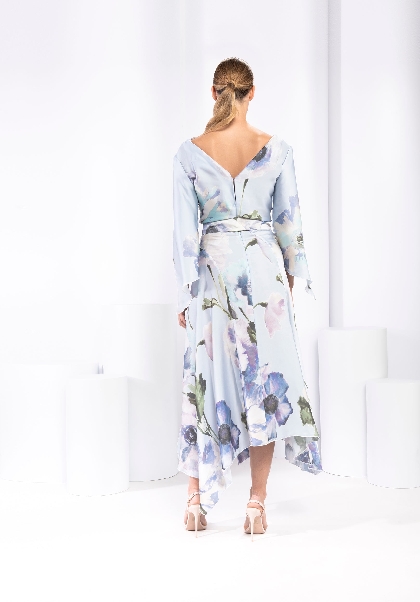 Kevan Jon Como Knee Floral Satin