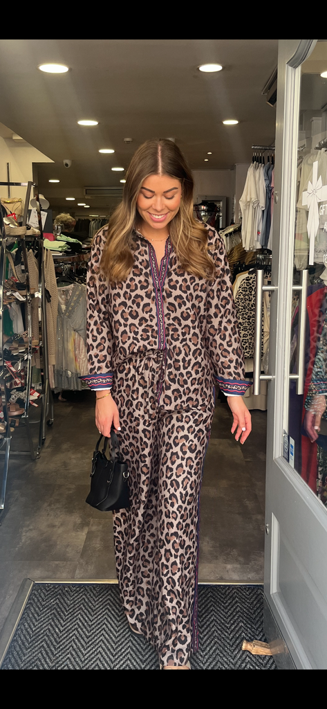 Leo leopard wide trousers