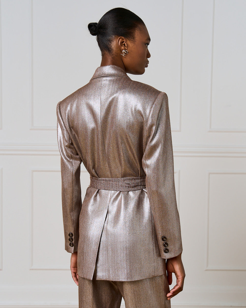 Access Fashion Metallic effect suit