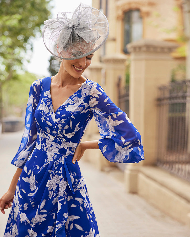 Couture club 7G129 Geo Royal Print
