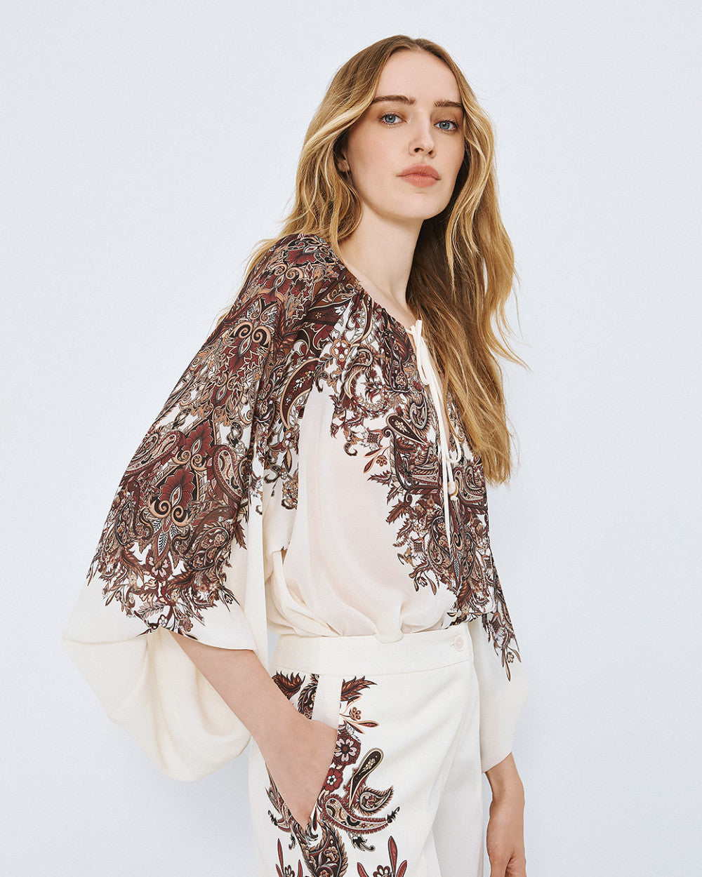 Access Fashion 2084 Off shoulder top