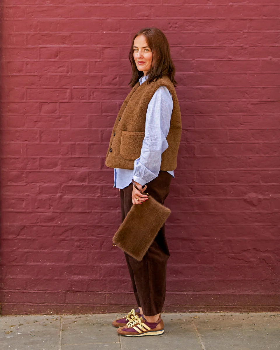 CHALK ARCHWAY BAG. Milk chocolate