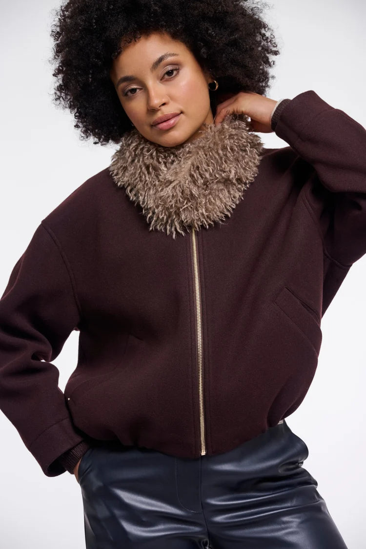 Rino&Pelle Banu 7002611 Scarf with magnet closure