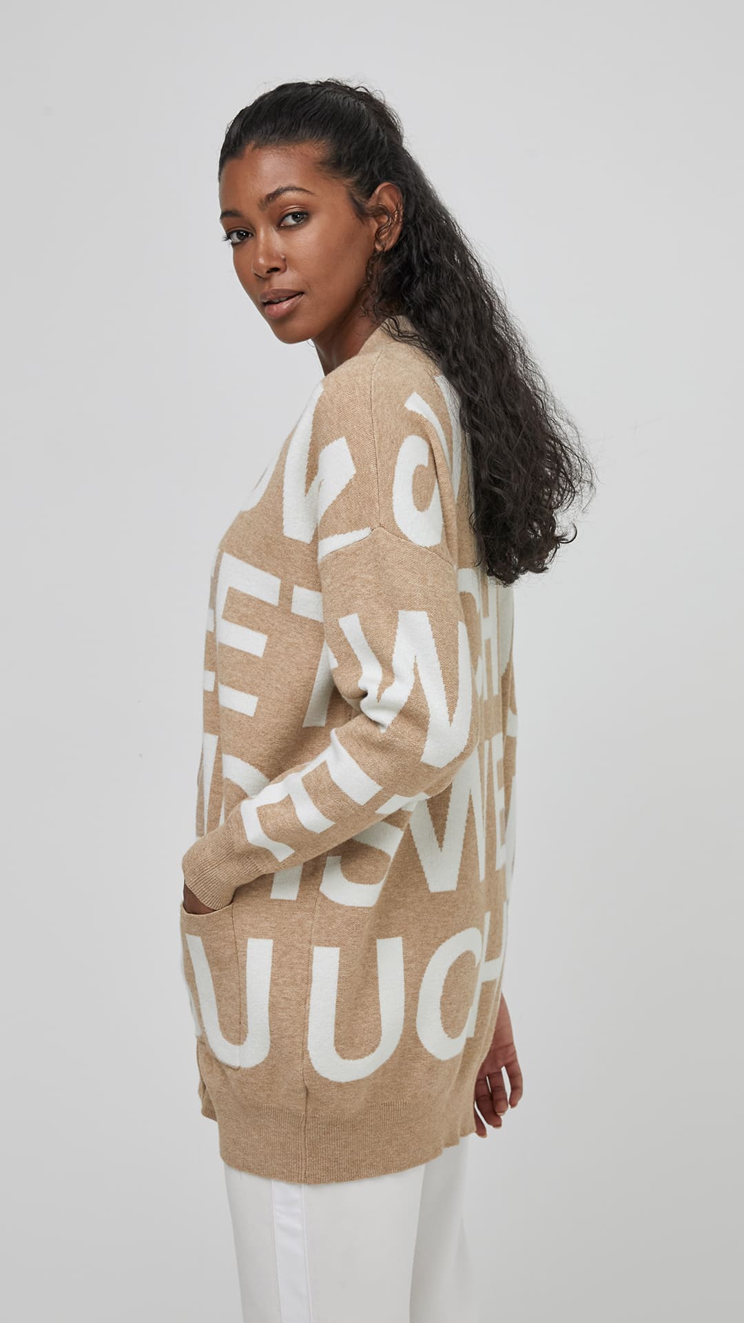 UCHUU 909 Cardigan