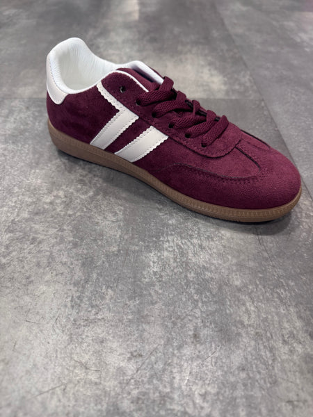 Winnie Winered trainer