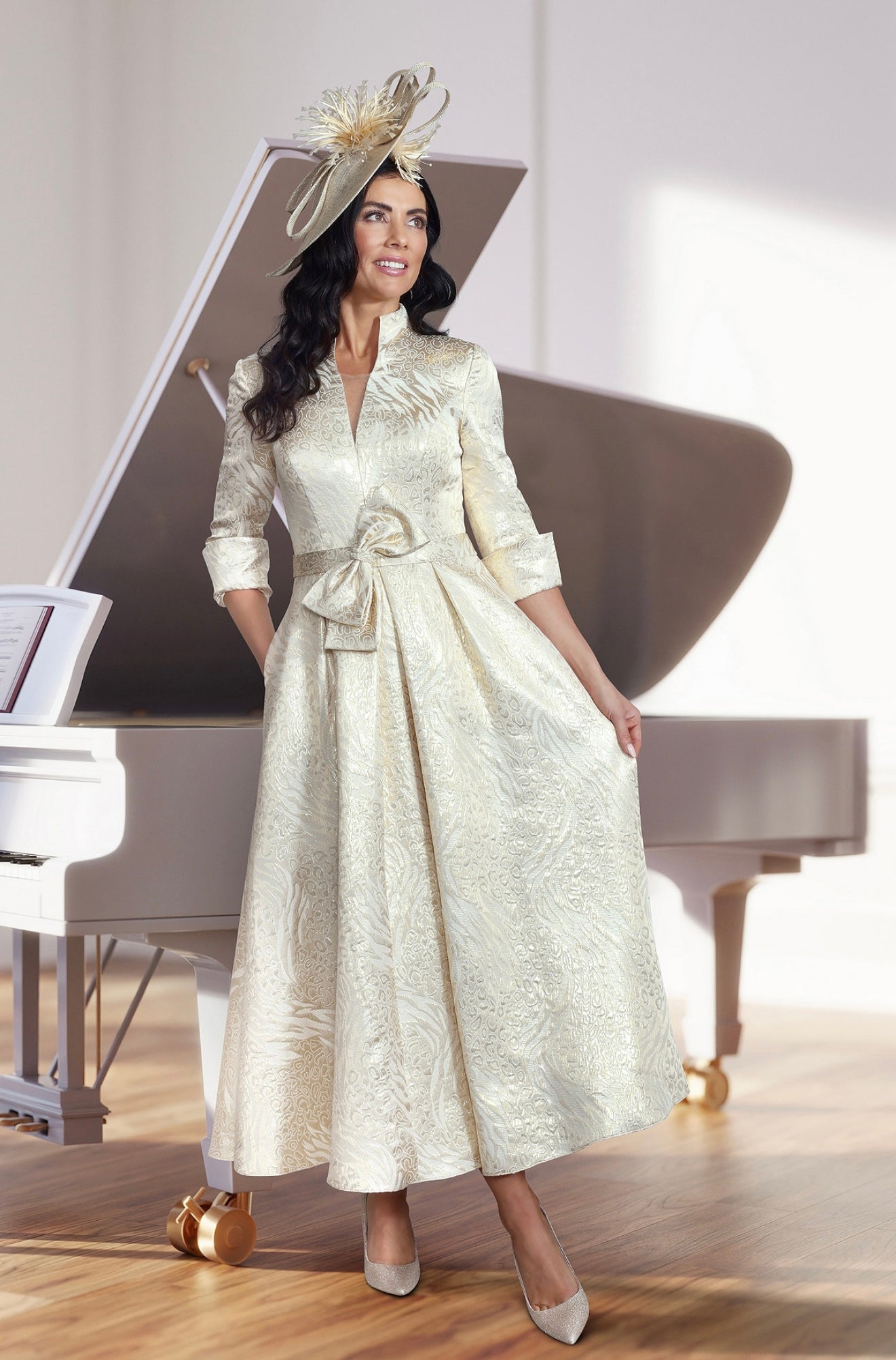 Veromia VO2906 Gold Jacquard