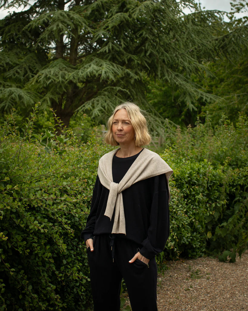 CHALK KERRIE SWEATSHIRT | MIDNIGHT
