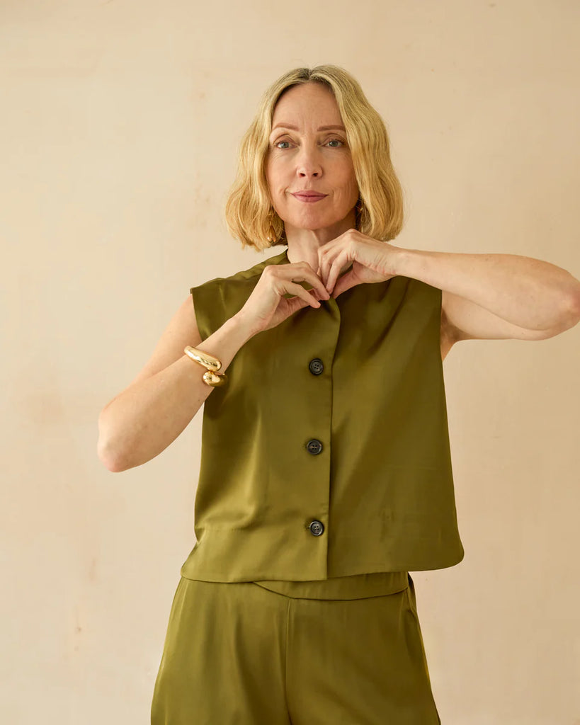 CHALK SALLY WAISTCOAT | AVOCADO