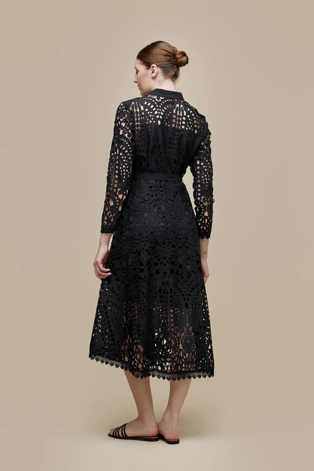 UCHUU 032 Broderie Anglaise Dress Black