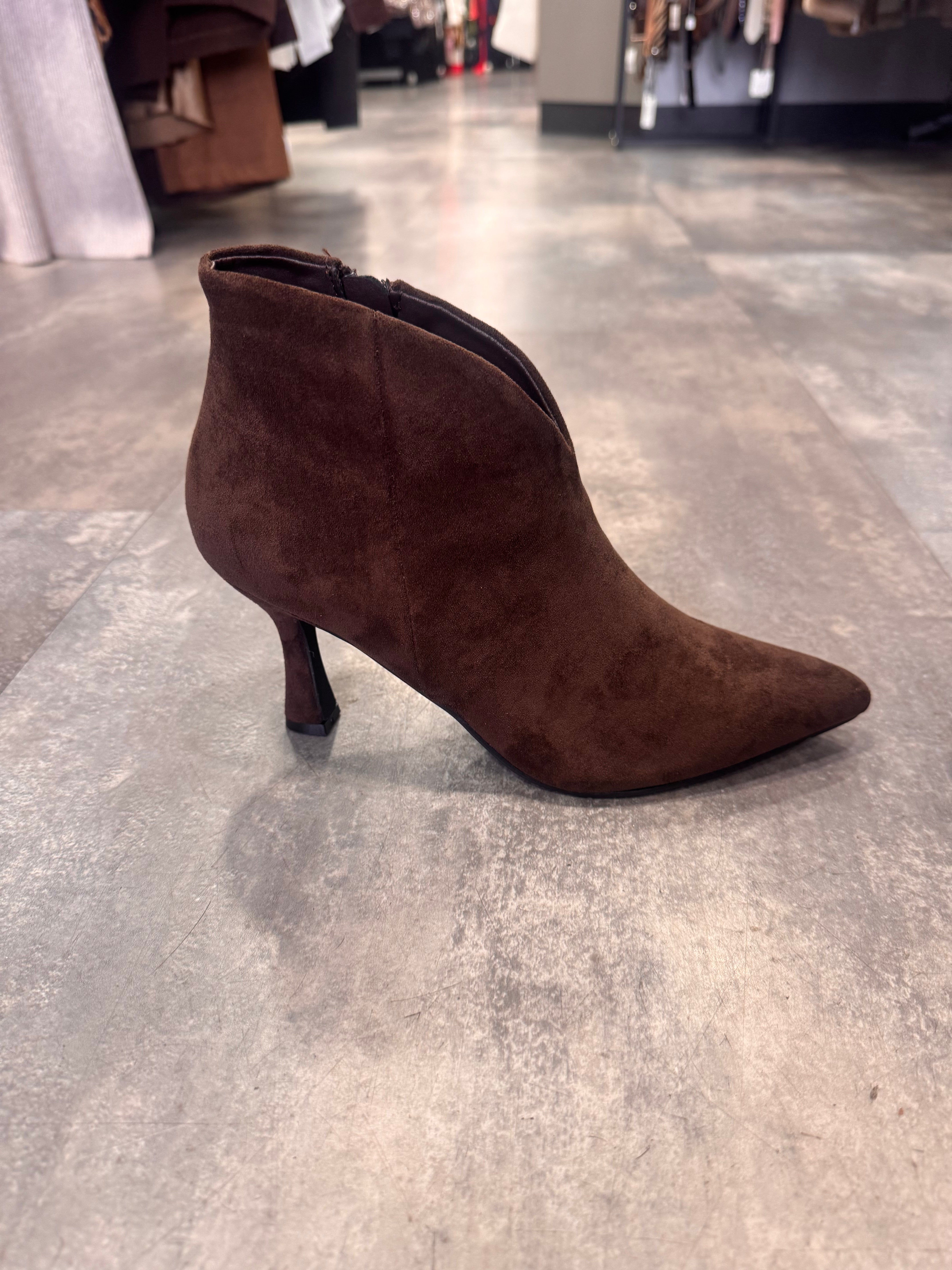 Dani shaped ankle boot