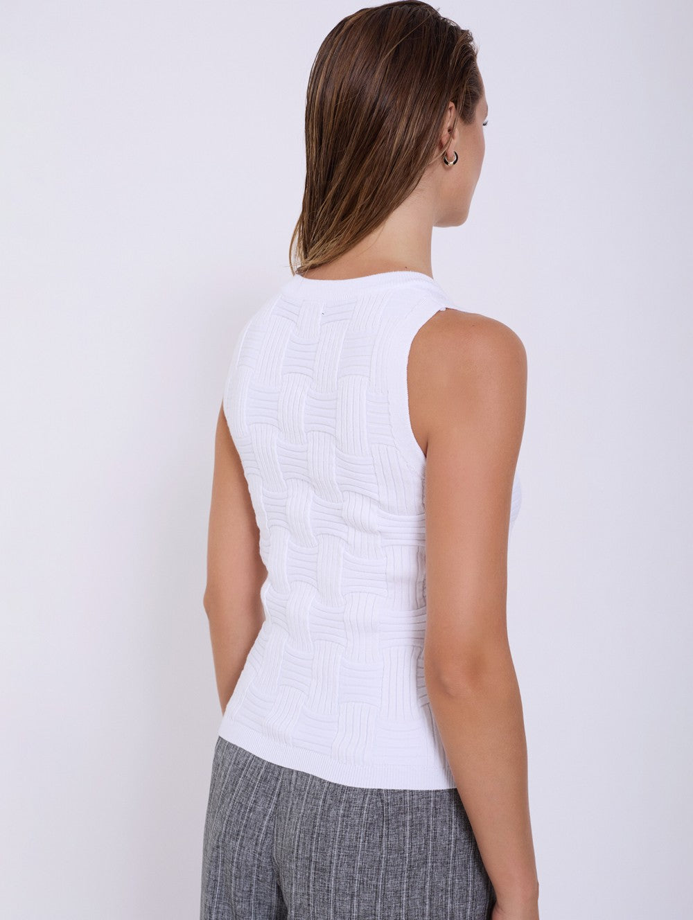 SKATIE BRAND Sleeveless basket knit top