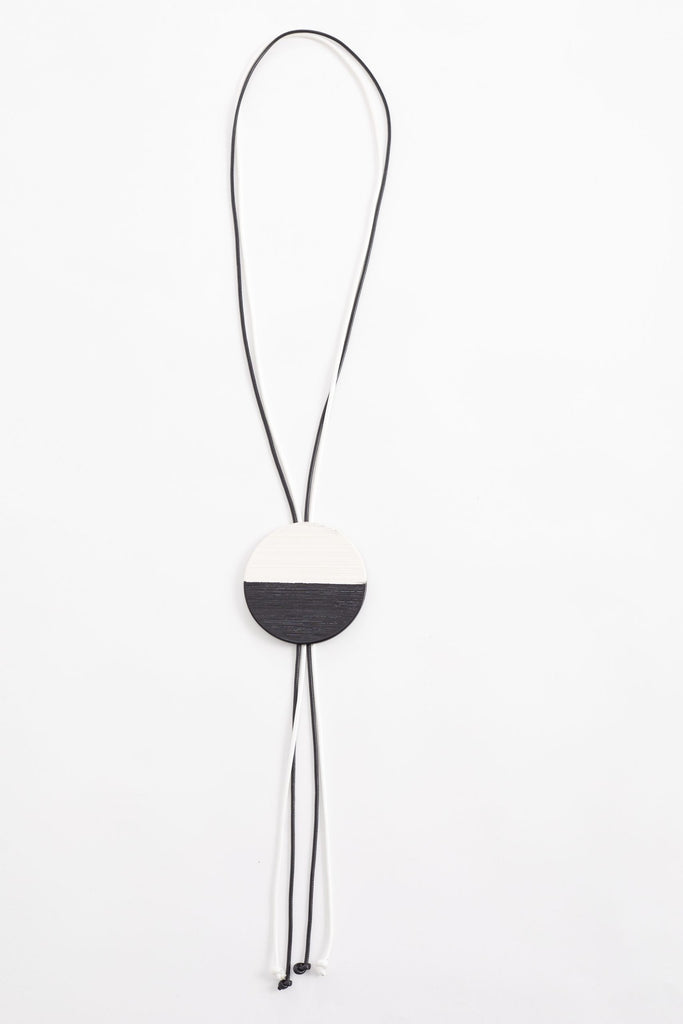 NAYA NAW23259 2 Tone sei circle necklace