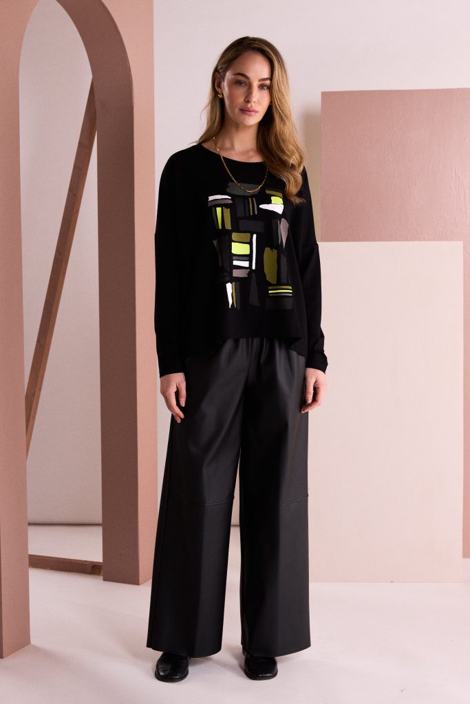 NAYA 26295 Pull Up Leatherette Trouser With Leg Seam