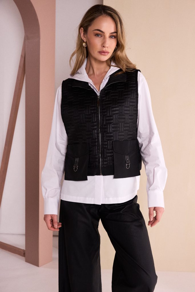 Naya NAW26179 Quilted Waistcoat With Pocket And D Ring Trim