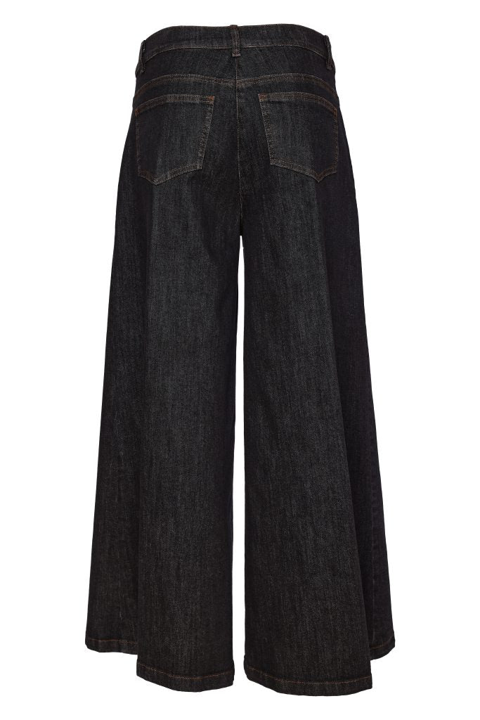 NAYA 26282 Wide Leg Denim Jean With Pocket At Back