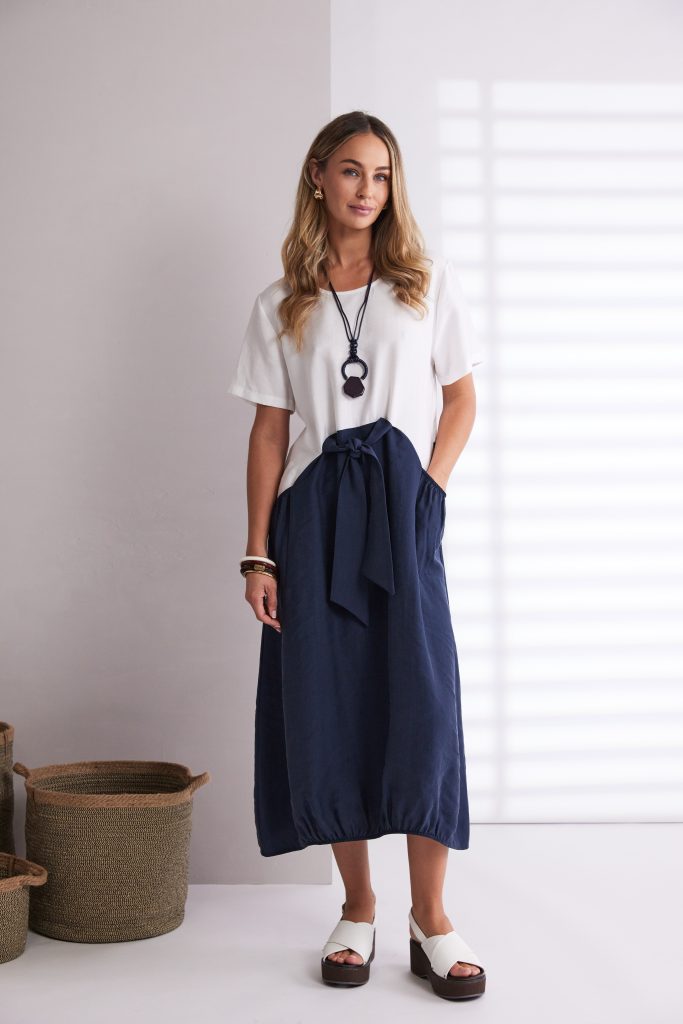 NAYA NPA26127 Dress with contrast colour skirt white/eclipse