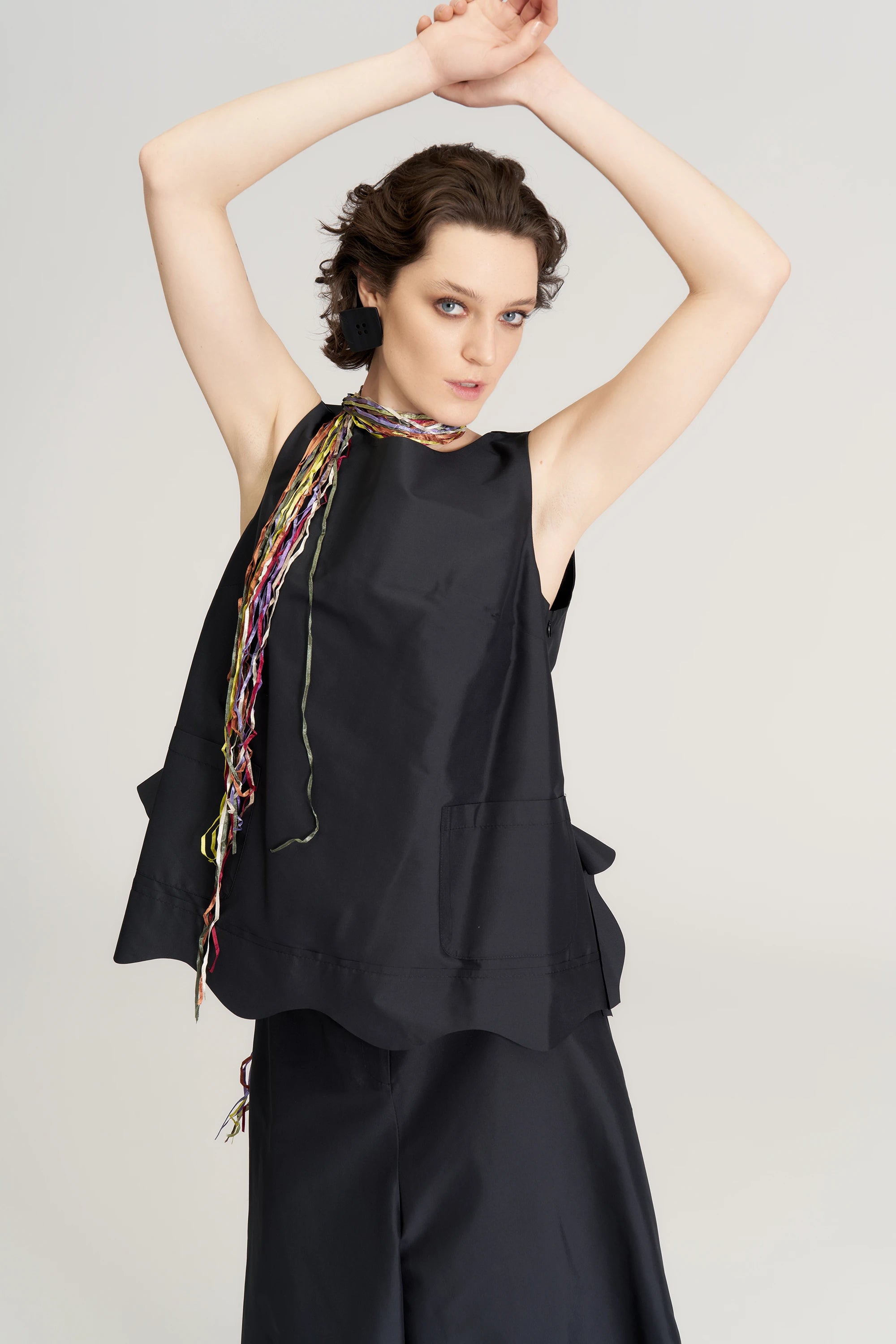 BIZE Aline black top