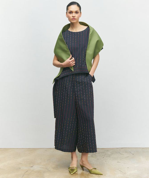 BIZE Embroidered Stripe Fleck Top