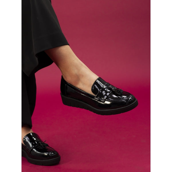 Lunar Vella  Tassle shoe Black