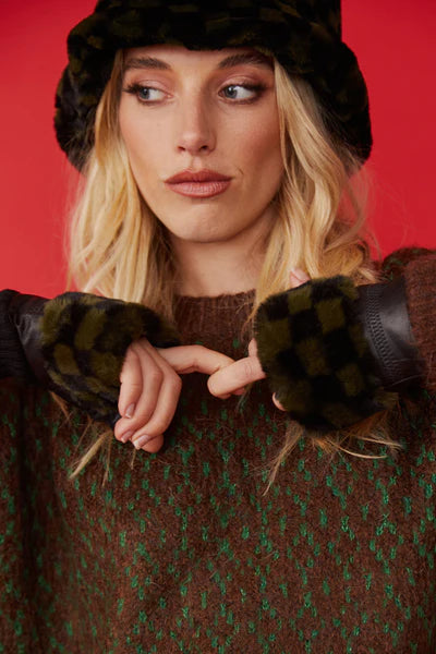 JAYLEY animal faux fur fingerless glove