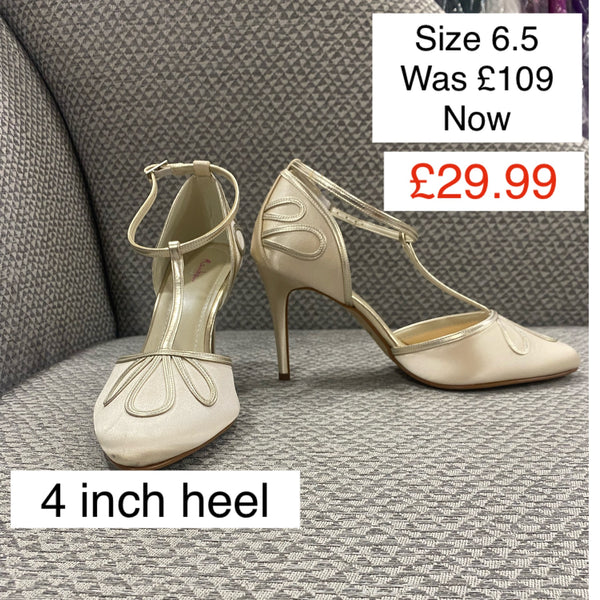 Rainbow Club Ivory And Hold strap shoes