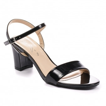 Lunar vogue sandal