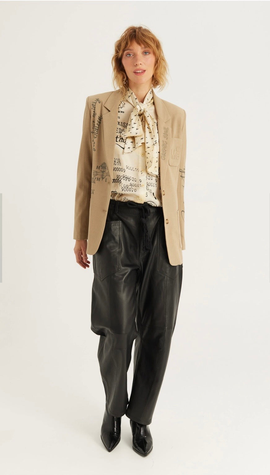 Me369 Marlo jacket. Noir muse