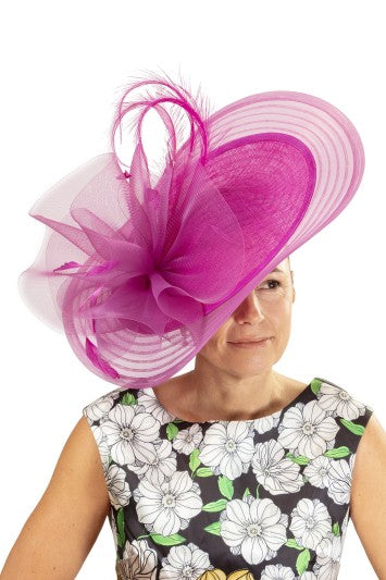 Snoxell & Gwyther 1107 magenta feather fascinator