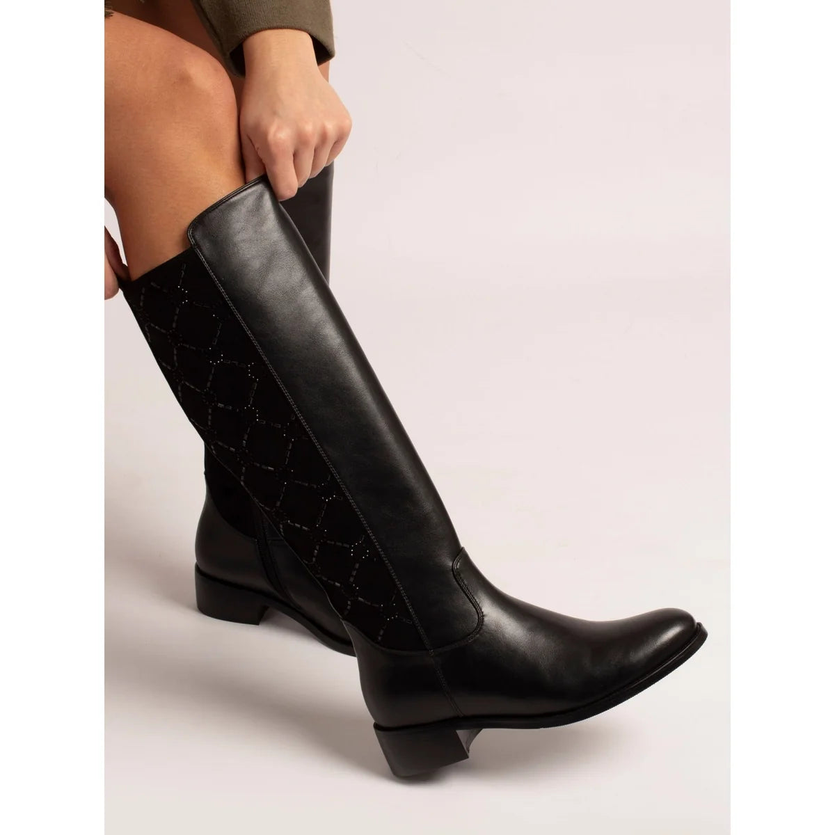 Lunar Yuma long boot