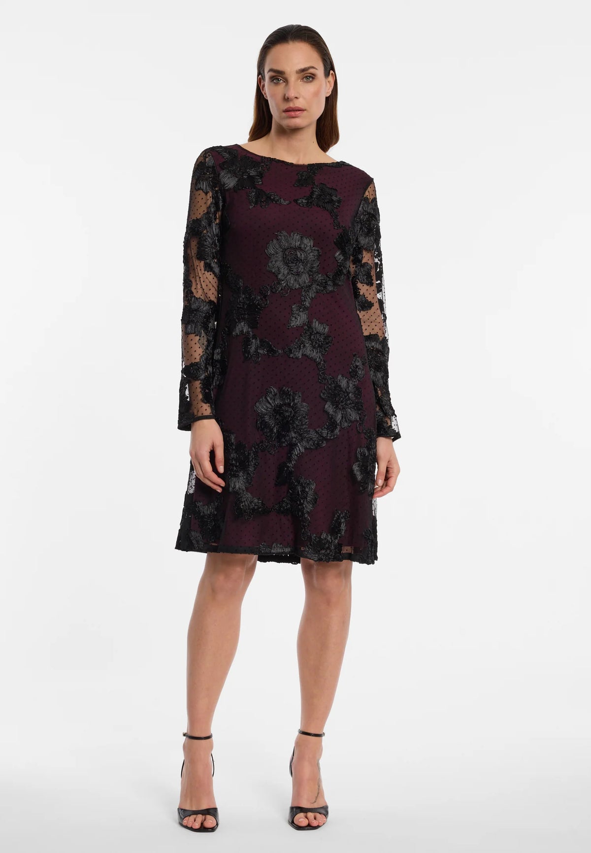ana alcazar 042116 Red black