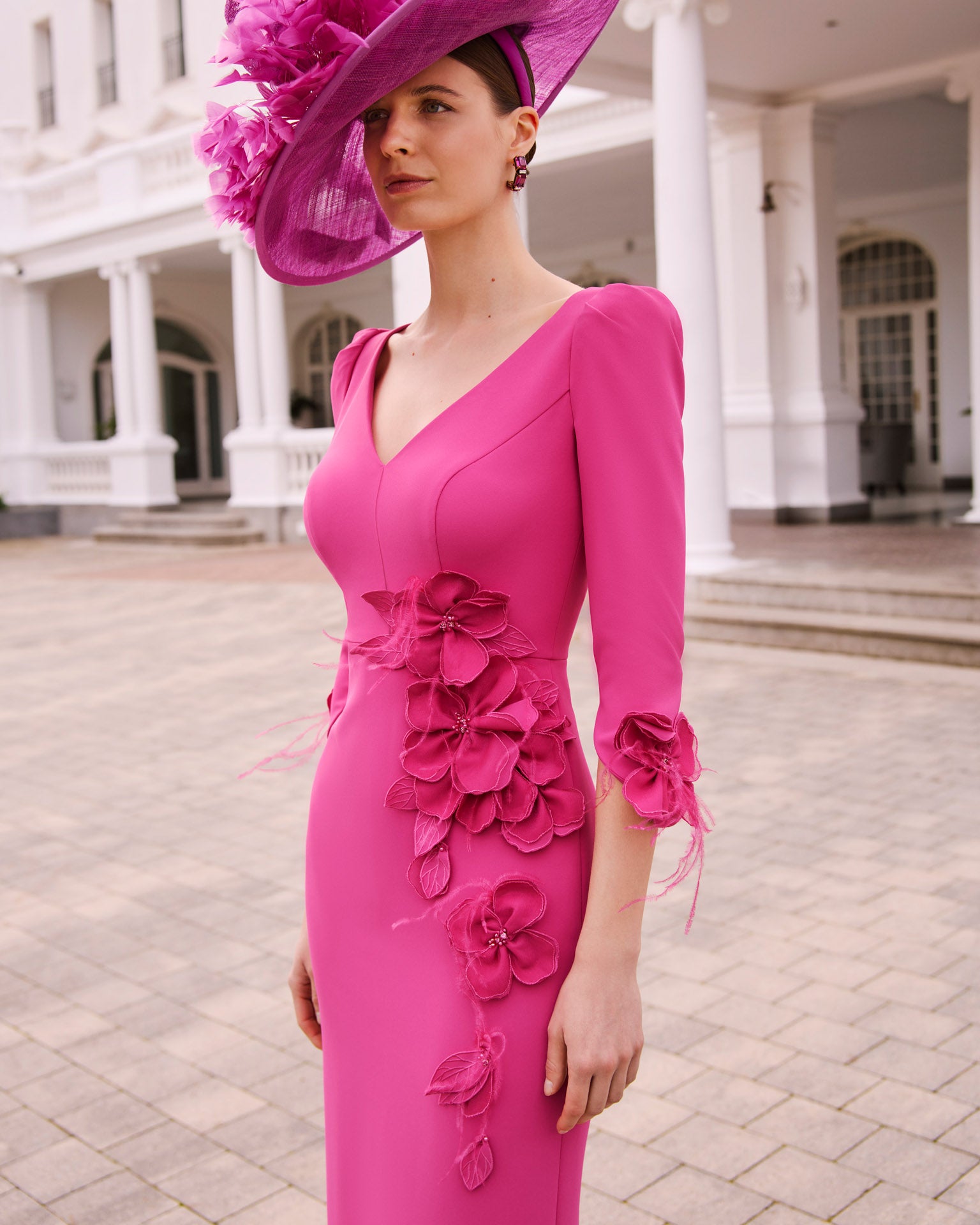 Couture Club 1GL4  Crepe dress with floral detail