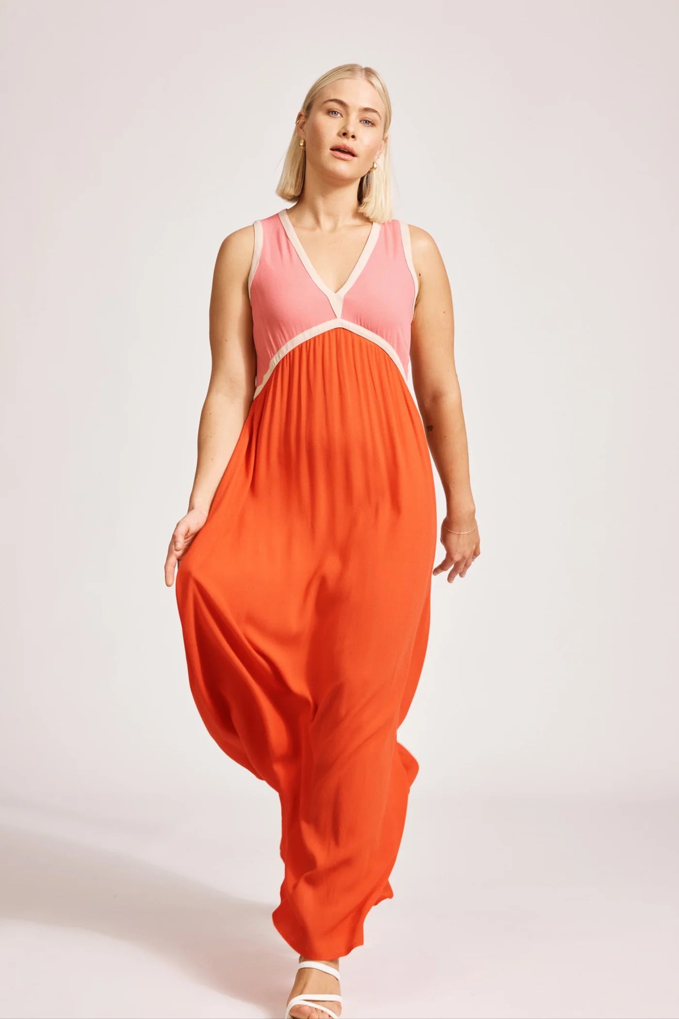 Eb & Ive ALEGRIA SPLICED MAXI DRESS - CAMEO/CORAL