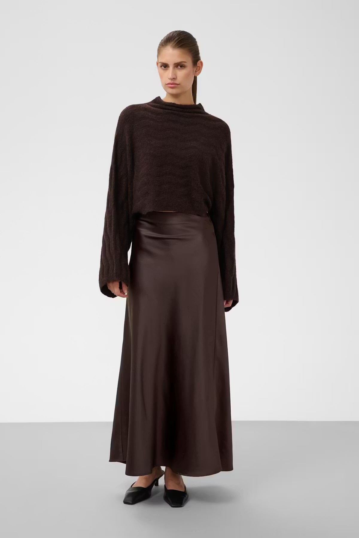 Soaked in luxury. SLAnna skirt. Ganache/brown