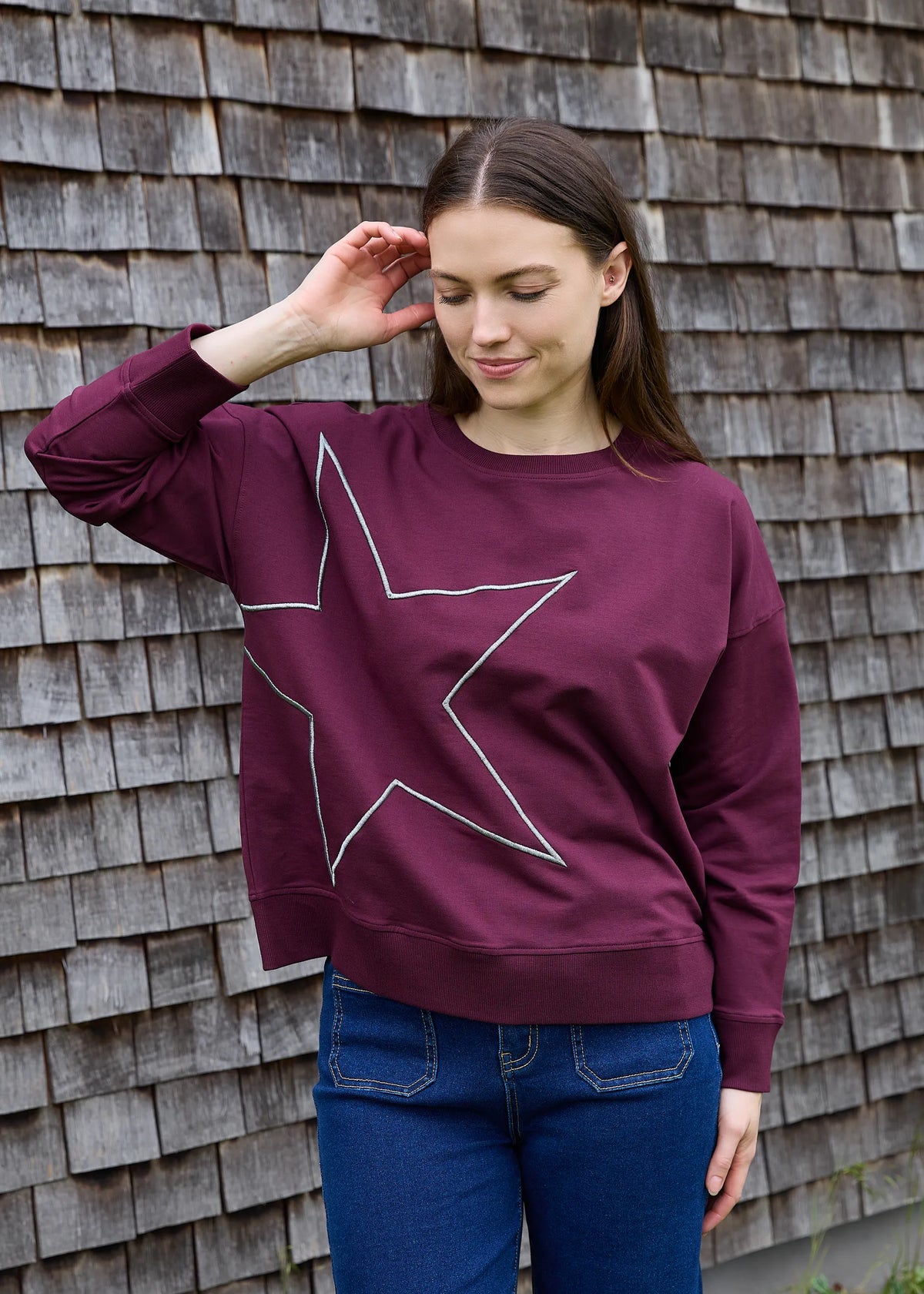 Dreams London AA0570 Star Embroidery Crew Neck Sweatshirt