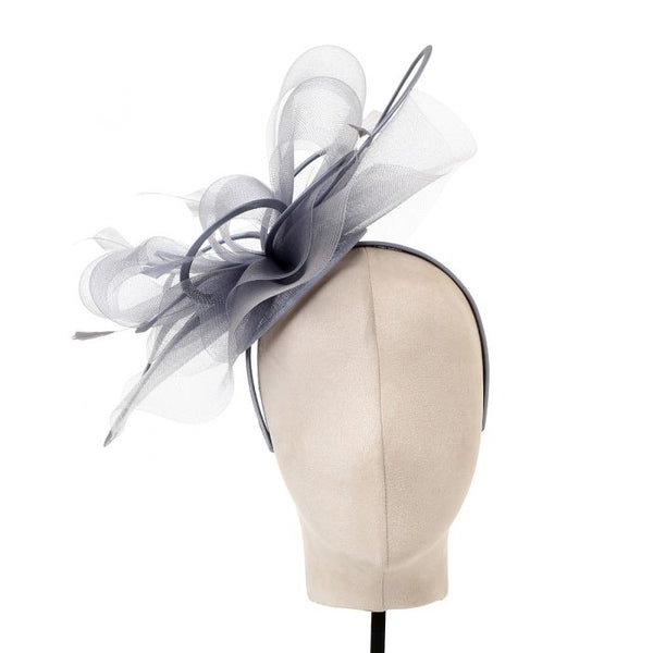 NF2019004 Delicate Mesh Loops and Feather Fascinator