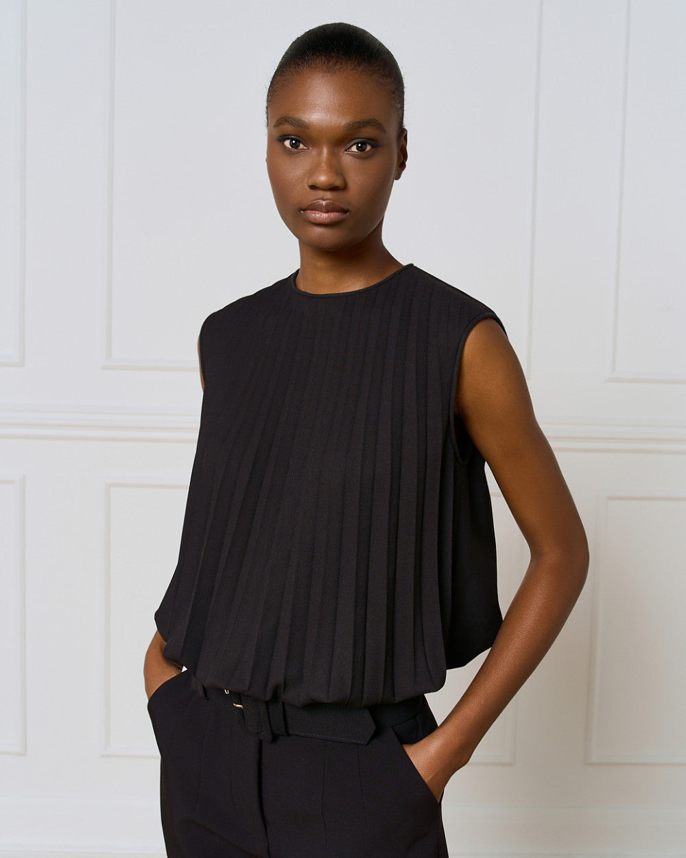 Access Fashion 2052 Pleated crop top