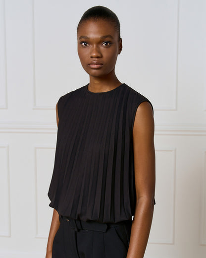 Access Fashion 2052 Pleated crop top
