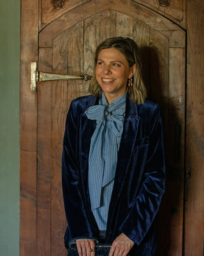 CHALK MARGO BLAZER. Velvet. Navy