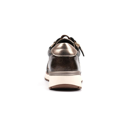 Lunar Sally Trainer