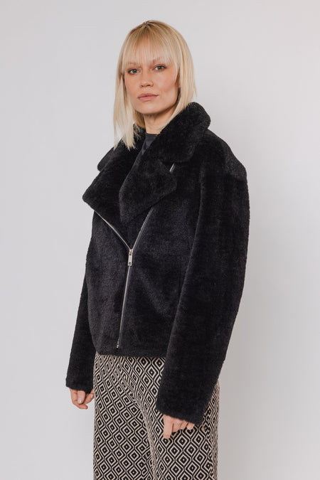 FREDA A052 reversible Faux fur shearling ECRU