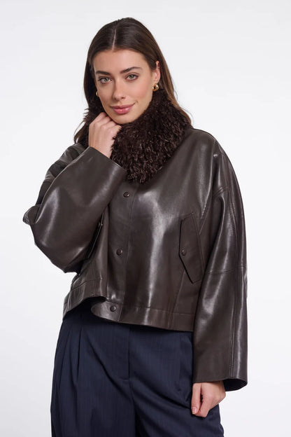 Rino&Pelle Banu 7002611 Scarf with magnet closure