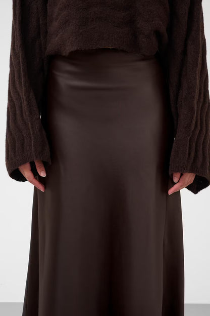 Soaked in luxury. SLAnna skirt. Ganache/brown