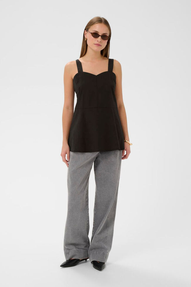 Soaked in Luxury SLNoelle top  BLACK