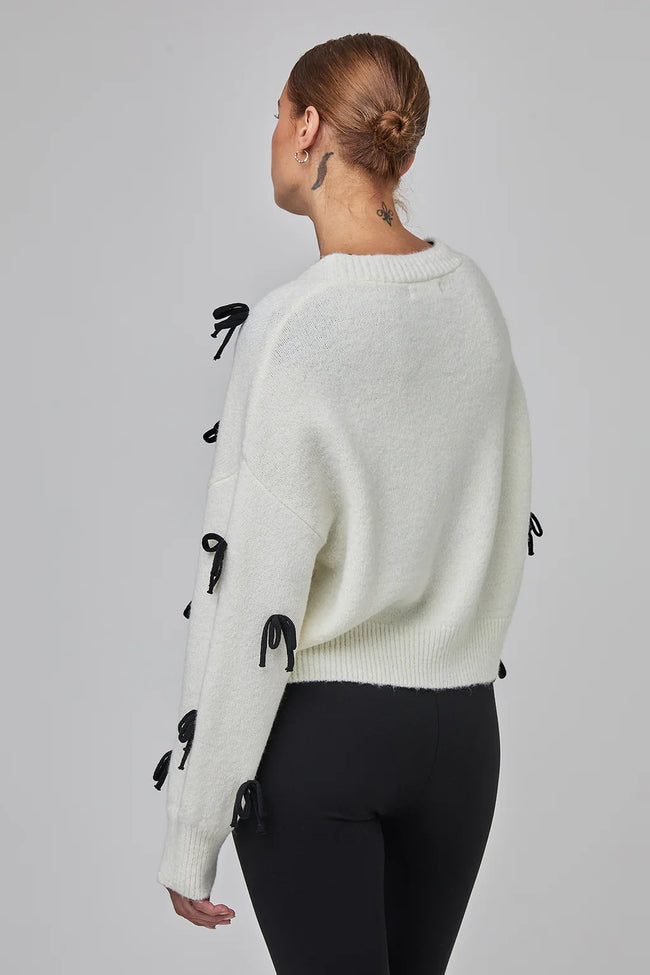 UCHUU CF25-901 Cardigan with appliqué