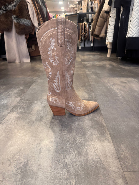 Edwina embroidered cowboy boot