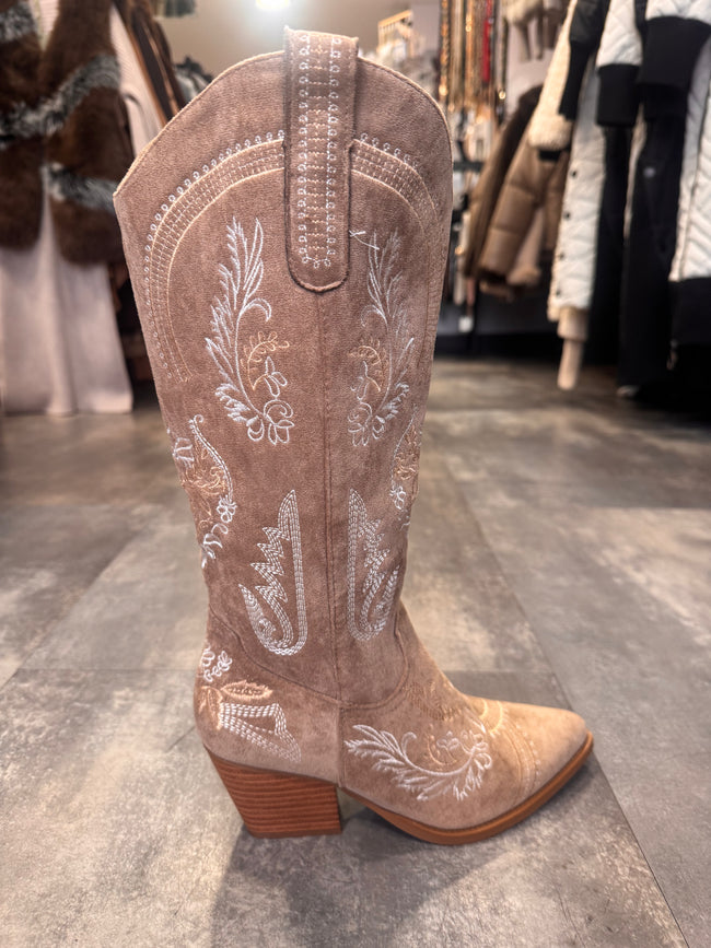 Edwina embroidered cowboy boot