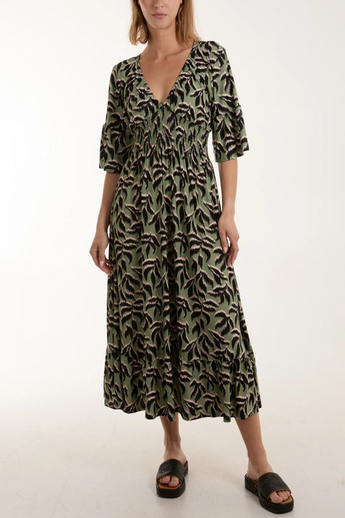 QED LEAF PRINT SHIRRED WAIST STRETCH MIDI DRESS