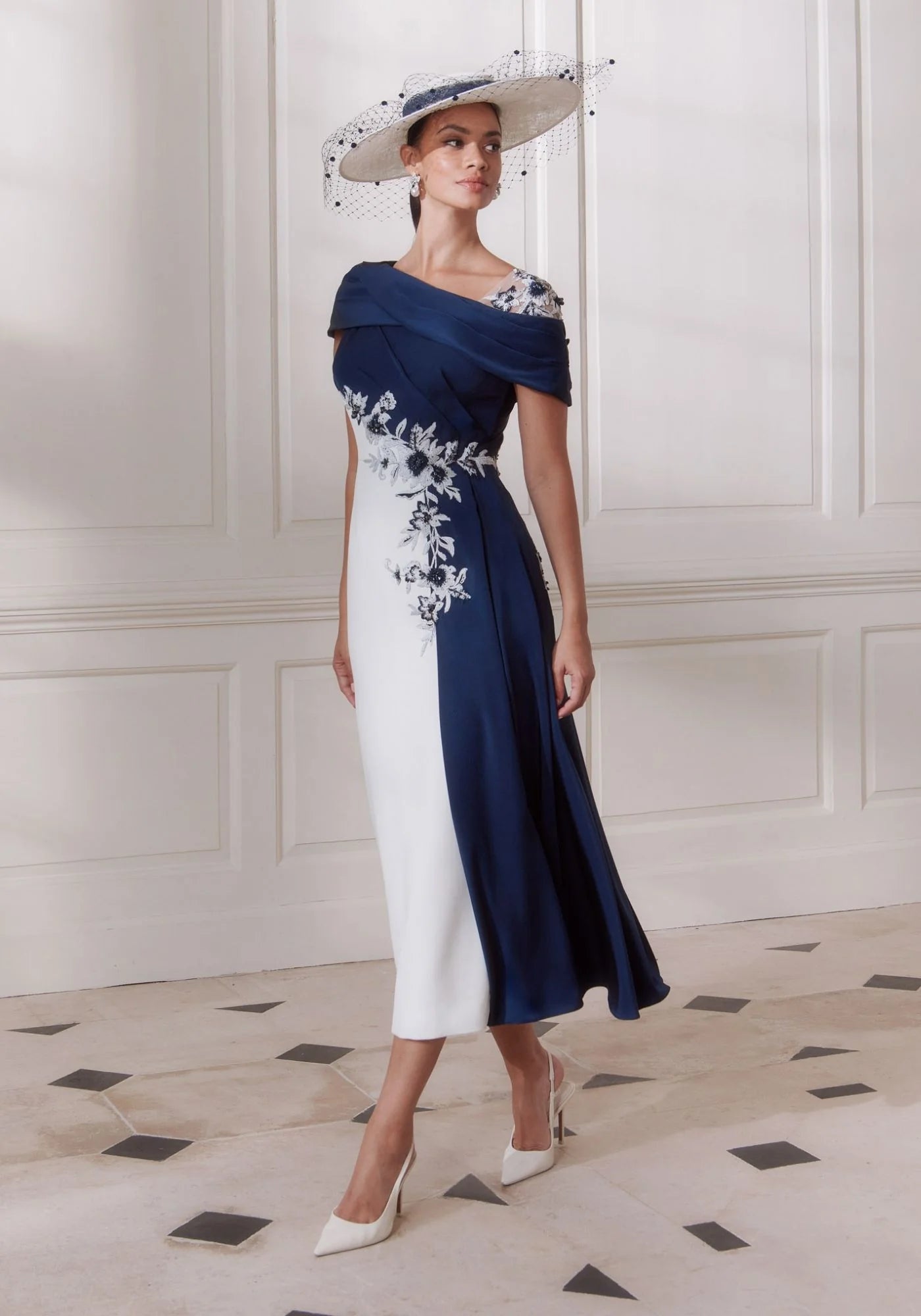 John charles 66716 Ivory/Navy