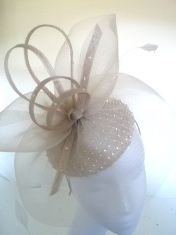 Peach Small Fascinator 065