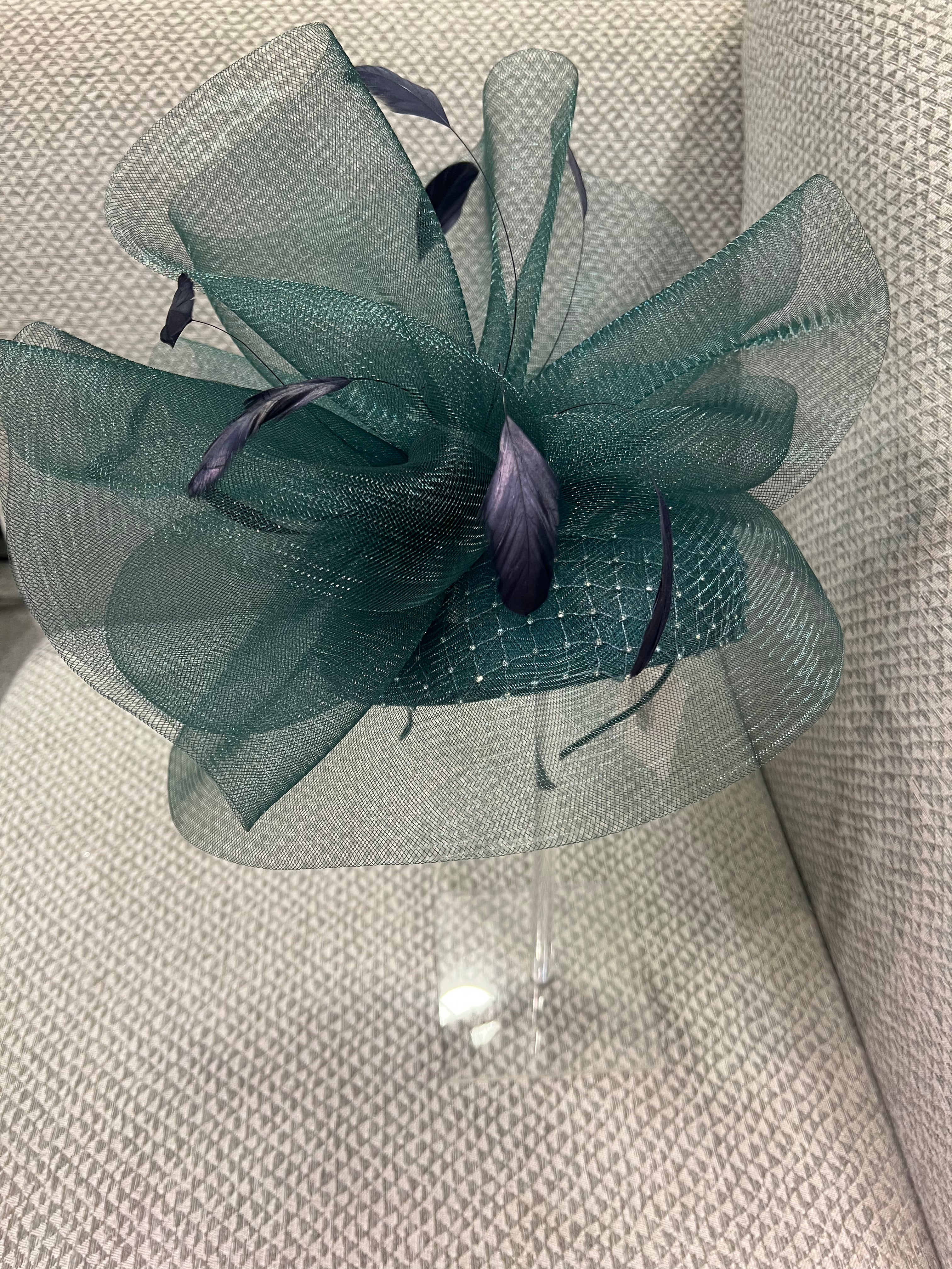 Snoxell & Gwyther 2316 teal fascinator